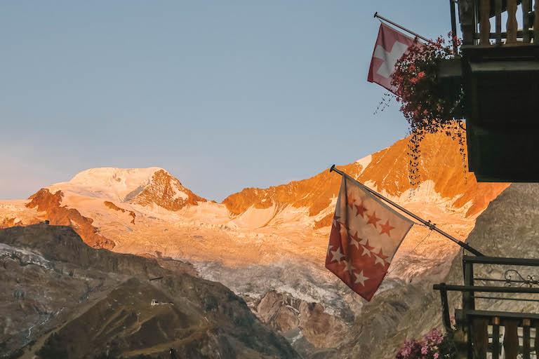 Saas Fee Sonnenaufgang